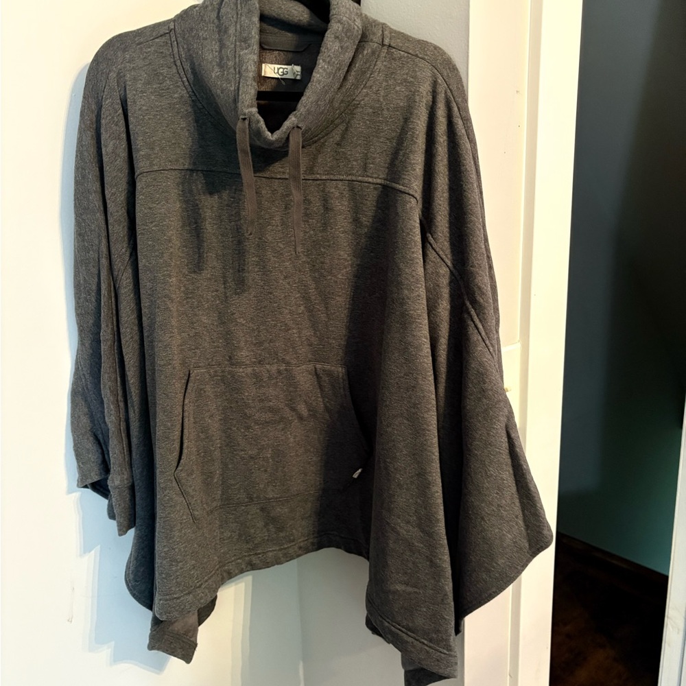 UGG Gray Textured Poncho